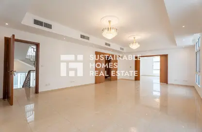 فيلا - 4 غرف نوم - 7 حمامات للايجار في قرية الفرسان - مدينة خليفة - أبوظبي