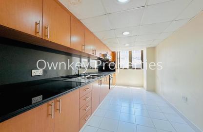 Apartment - 2 Bedrooms - 2 Bathrooms for rent in Silver Sands 1 - Mankhool - Bur Dubai - Dubai
