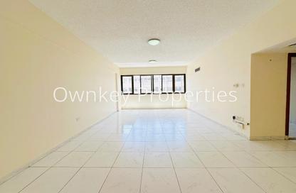 Apartment - 2 Bedrooms - 2 Bathrooms for rent in Silver Sands 1 - Mankhool - Bur Dubai - Dubai