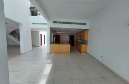 Villa - 4 - 4 for rent in Jumeirah 1 - Jumeirah - Dubai Villa - 4 - 4 for rent in Jumeirah 1 - Jumeirah - Dubai