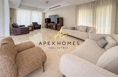Villa - 4 Bedrooms - 4 Bathrooms for rent in Meadows 8 - Meadows - Dubai