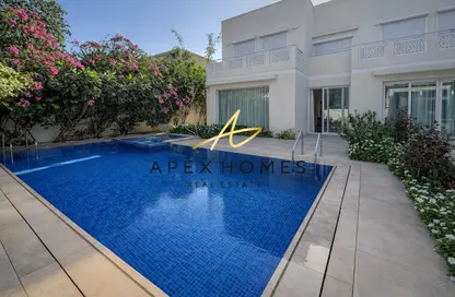 Villa - 4 Bedrooms - 4 Bathrooms for rent in Meadows 8 - Meadows - Dubai