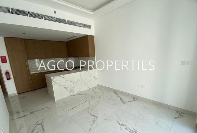 83656593 - Property Image 3