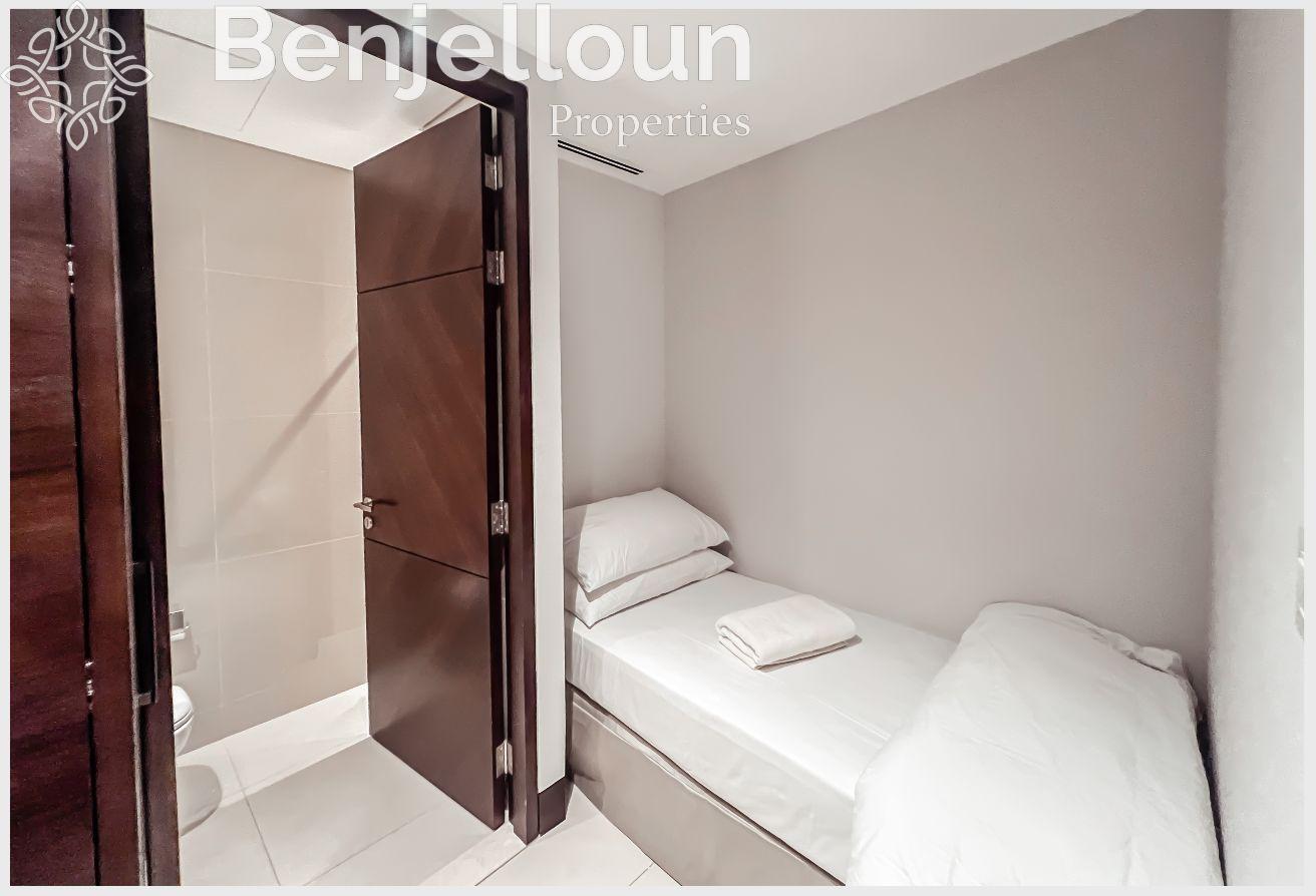 Burj Khalifa view | 3BR + M Fully Furnished photo 12