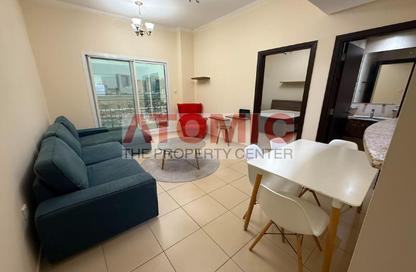 Apartment - 1 Bedroom - 1 Bathroom for rent in Mazaya 29 - Queue Point - Liwan - Dubai Apartment - 1 Bedroom - 1 Bathroom for rent in Mazaya 29 - Queue Point - Liwan - Dubai