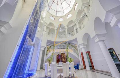 Villa - 7+ Bedrooms - 7+ Bathrooms for rent in Emirates Hills Villas - Emirates Hills - Dubai Villa - 7+ Bedrooms - 7+ Bathrooms for rent in Emirates Hills Villas - Emirates Hills - Dubai
