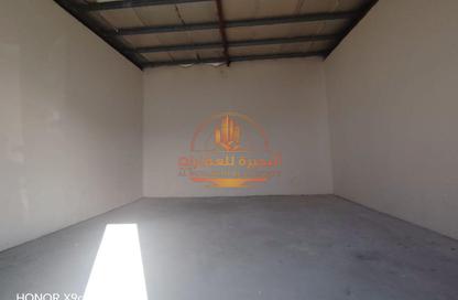 Warehouse - Studio - 1 Bathroom for rent in Industrial Area 17 - Sharjah Industrial Area - Sharjah