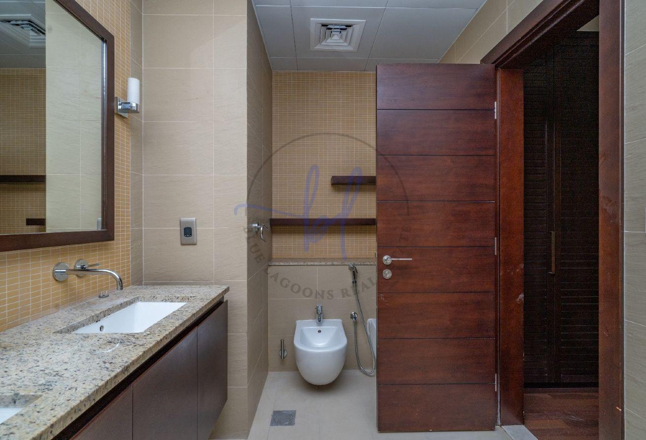 Luxury Property| Club & Vista Parking View| Vacant photo 11