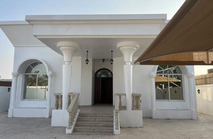 Villa - 5 - 5 for rent in Al Khezamia - Halwan - Sharjah