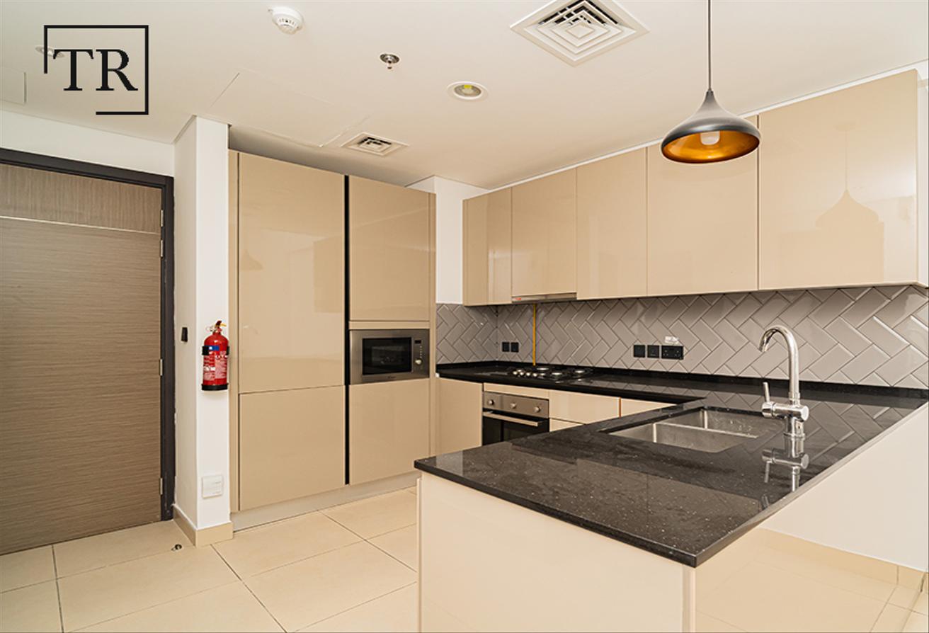 1BHK+Study | Spacious Layout | Community Views photo 5