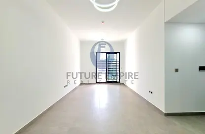 Apartment - 1 Bedroom - 2 Bathrooms for rent in Jumeirah Garden City - Al Satwa - Dubai