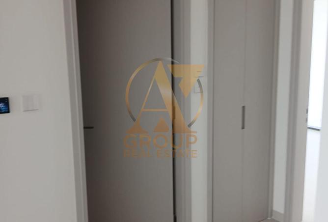 87030099 - Property Image 2