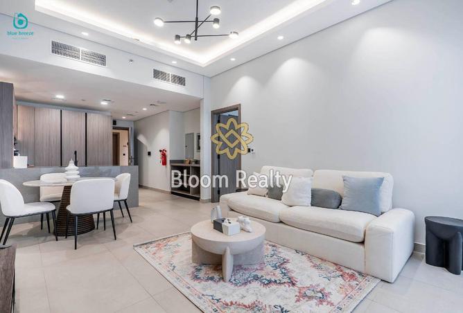 74252309 - Property Image 2