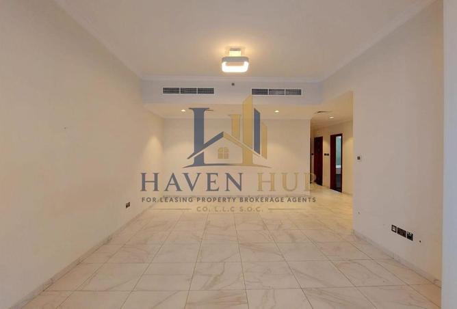 135613553 - Property Image 3