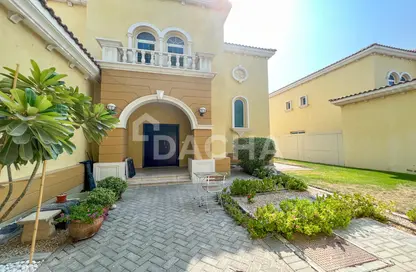 Villa - 3 Bedrooms - 3 Bathrooms for rent in District 9 - Jumeirah Park - Dubai