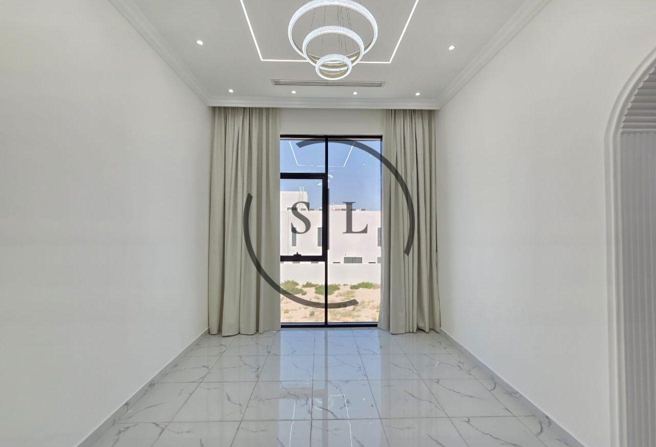 Ready to Move-in | 2 Living Areas | Modern Style photo 18
