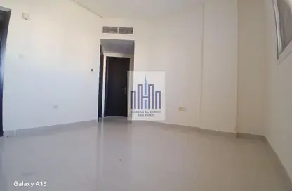 شقة - غرفة نوم - 1 حمام للايجار في بناية مويليح 3 - مويلح - الشارقة