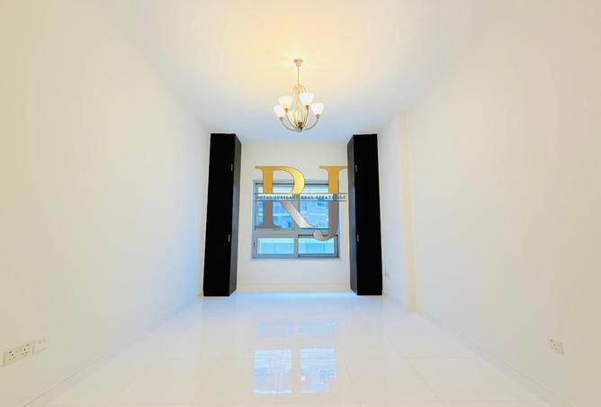 110039121 - Property Image 2