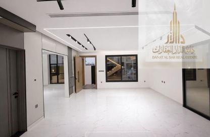 فيلا - 5 غرف نوم - 5 حمامات للبيع في الحليو 1 - الحليو - عجمان فيلا - 5 غرف نوم - 5 حمامات للبيع في الحليو 1 - الحليو - عجمان