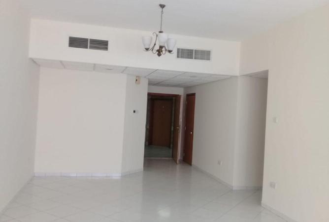 73753555 - Property Image 3