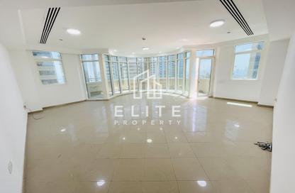 Apartment - 3 Bedrooms - 3 Bathrooms for sale in Marina Crown - Dubai Marina - Dubai