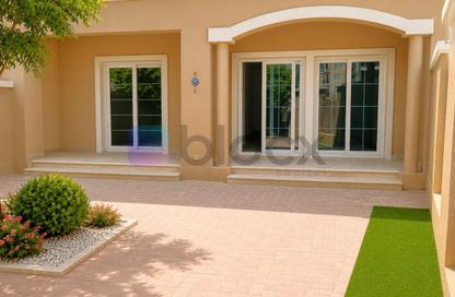 Villa - 4 Bedrooms - 6 Bathrooms for rent in District 12K - Jumeirah Village Circle - Dubai