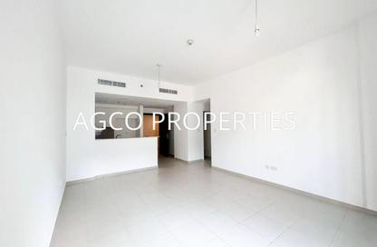 Apartment - 3 Bedrooms - 3 Bathrooms for sale in Hayat Boulevard 2B - Hayat Boulevard 2 - Hayat Boulevard - Town Square - Dubai
