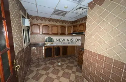 شقة - 3 غرف نوم - 3 حمامات للايجار في شارع التعاون الجديد - التعاون - الشارقة شقة - 3 غرف نوم - 3 حمامات للايجار في شارع التعاون الجديد - التعاون - الشارقة