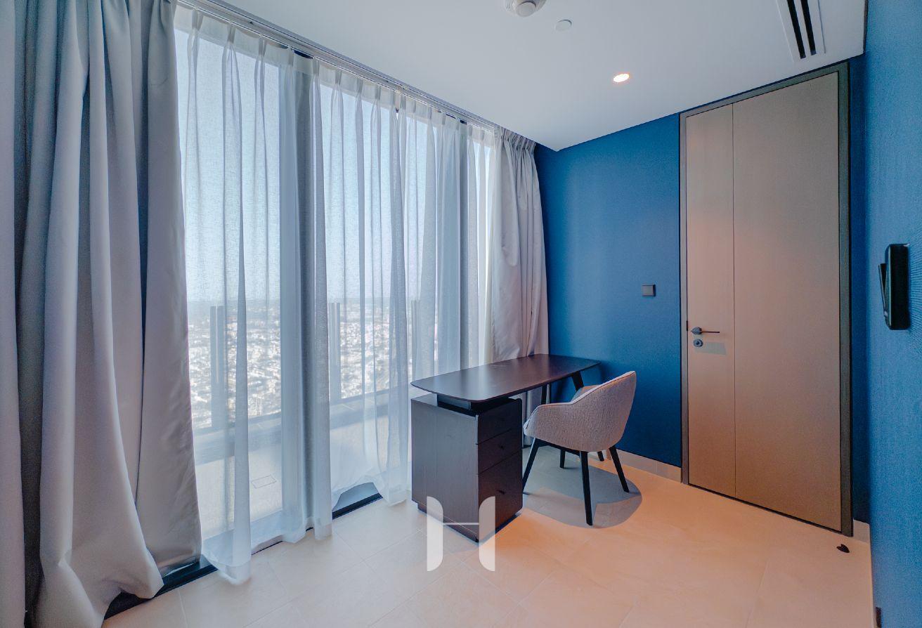 Luxury 2BR Duplex + Maid | Burj View | High Floor photo 15