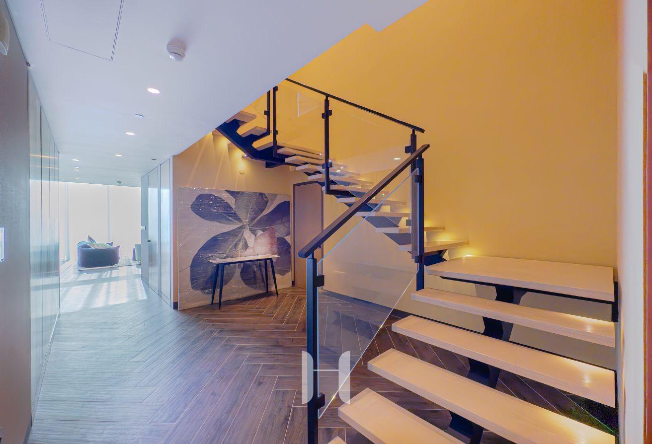 Luxury 2BR Duplex + Maid | Burj View | High Floor photo 6