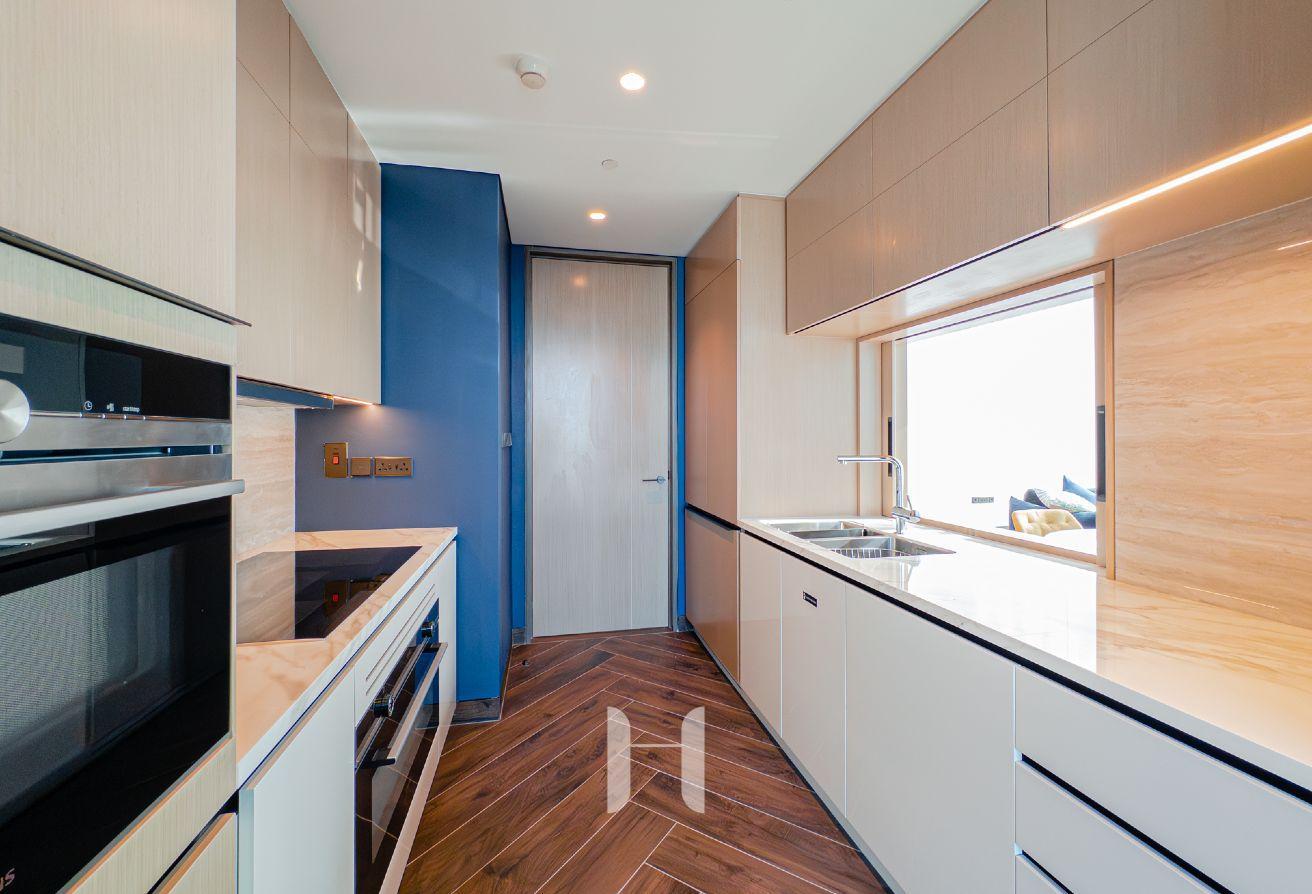 Luxury 2BR Duplex + Maid | Burj View | High Floor photo 4