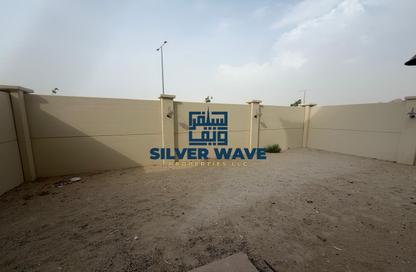 Apartment - 2 Bedrooms - 4 Bathrooms for rent in Bloom Living - Zayed City (Khalifa City C) - Khalifa City - Abu Dhabi