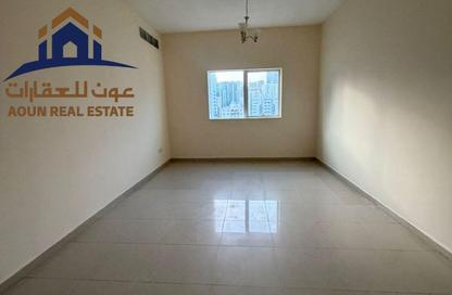 Apartment - 2 Bedrooms - 2 Bathrooms for rent in Al Wahda Building - Al Majaz 2 - Al Majaz - Sharjah