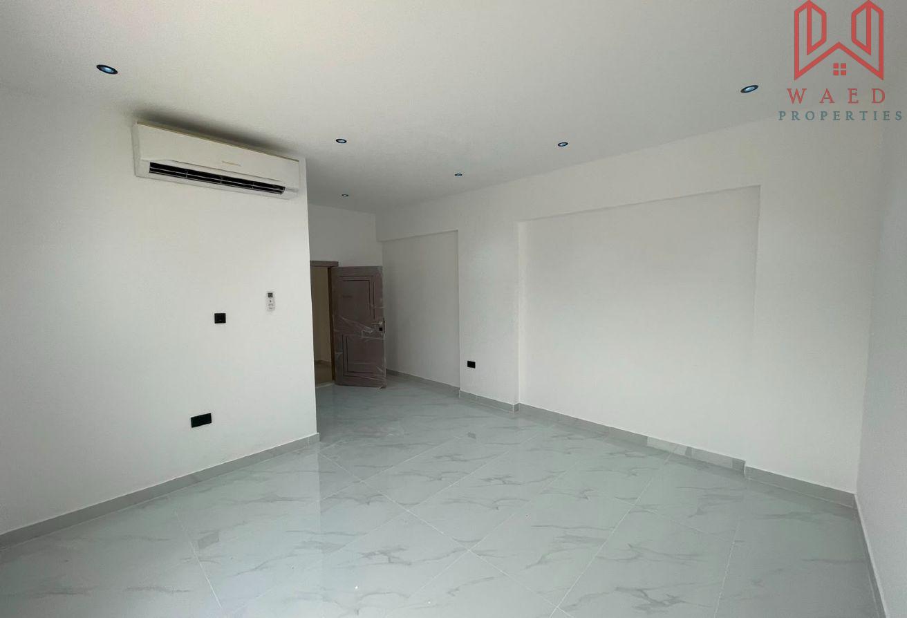 Iconic 6-BR Villa| Fully Renovated|Private Garden photo 7