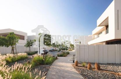 Villa - 4 Bedrooms - 6 Bathrooms for rent in West Yas - Yas Island - Abu Dhabi