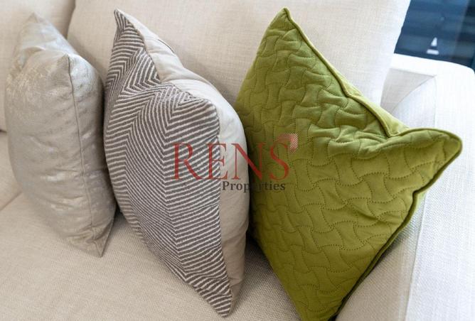 100418332 - Property Image 3