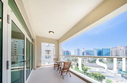 Apartment - 1 Bedroom - 2 Bathrooms for rent in Al Tamr - Shoreline Apartments - Palm Jumeirah - Dubai