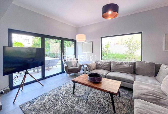 101709950 - Property Image 3