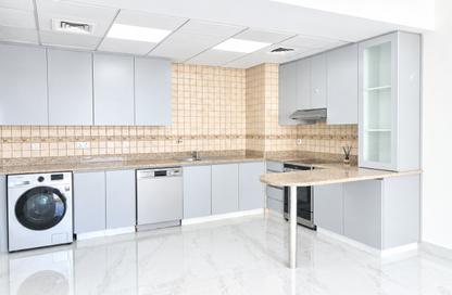 Apartment - 1 - 2 for rent in Easton Court - Motor City - Dubai