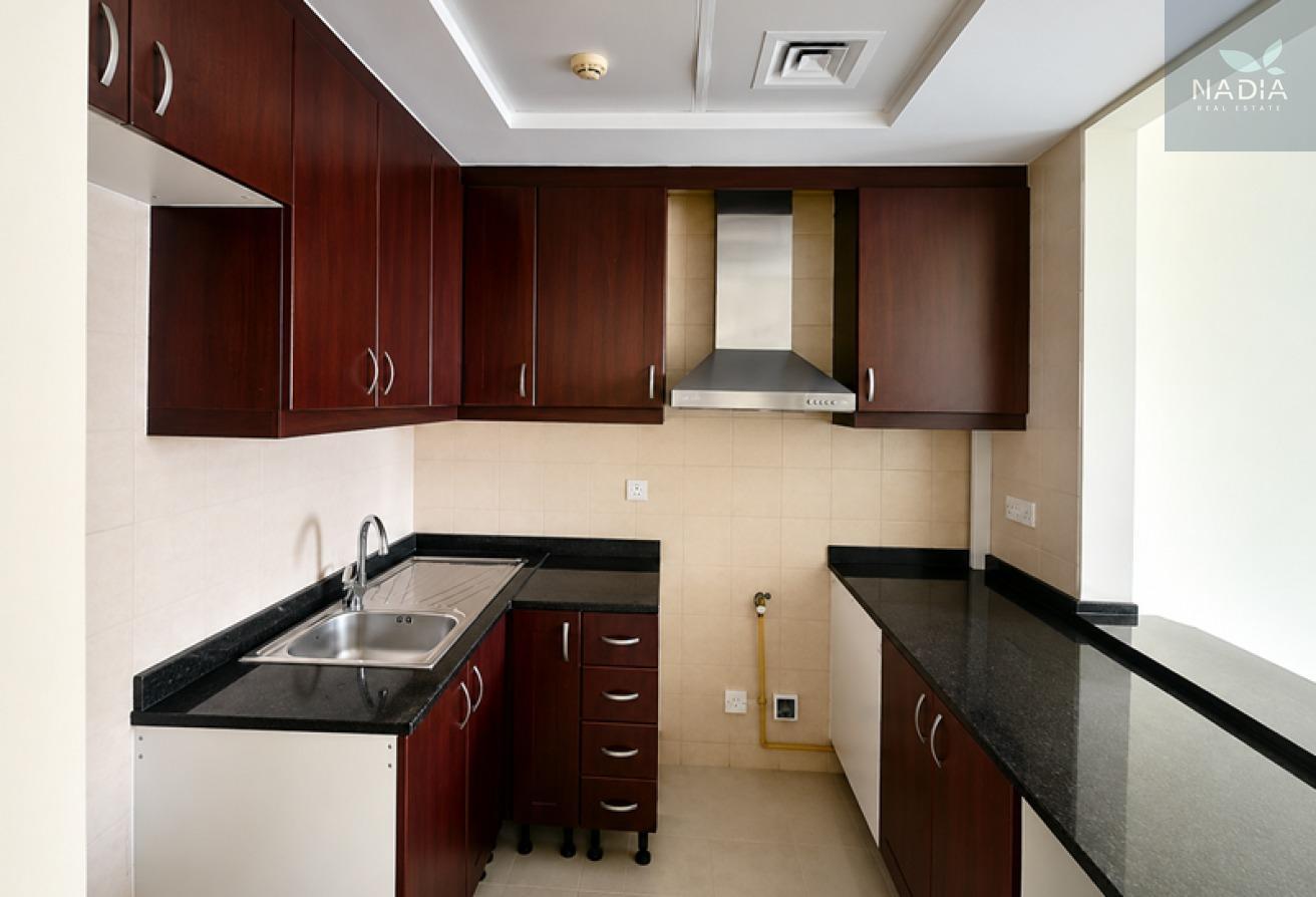 Including Chiller | Best Deal | Close to Metro photo 3