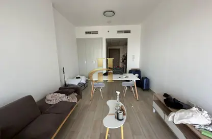 Apartment - Studio - 1 Bathroom for rent in Bloom Heights A - Bloom Heights - District 15 - Jumeirah Village Circle - Dubai