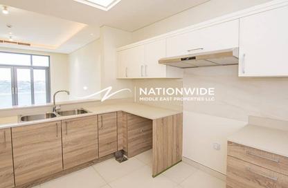 Villa - 4 - 5 for rent in Luluat Al Raha - Al Raha Beach - Abu Dhabi