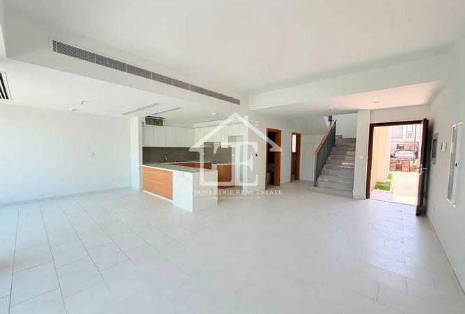 112774017 - Property Image 2