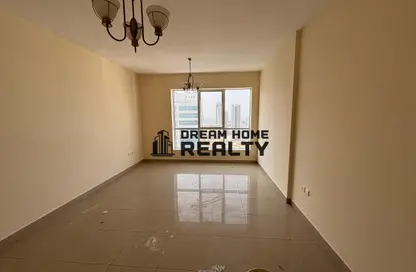 Apartment - 1 Bedroom - 2 Bathrooms for rent in Zakhir Tower 1 - Zakhir Towers - Al Taawun - Sharjah