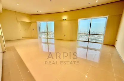 شقة - 2 غرف نوم - 2 حمامات للايجار في برج بارك - شارع الشيخ زايد - دبي