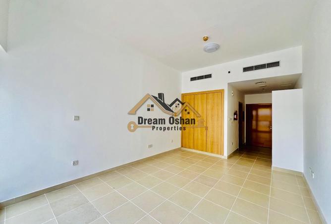 77364377 - Property Image 2