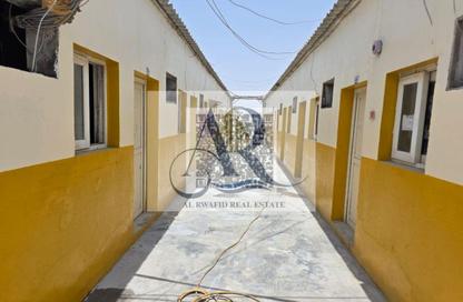 Labor Camp - Studio - 7+ Bathrooms for rent in Ali Mousa Building - Al Sajaa Industrial - Al Sajaa - Sharjah