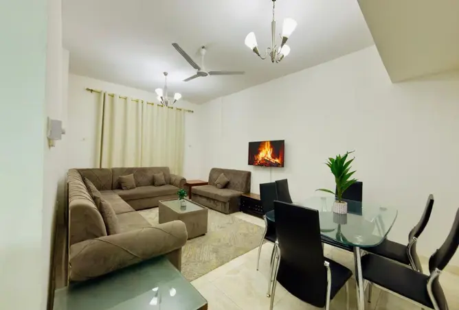 94003434 - Property Image 2