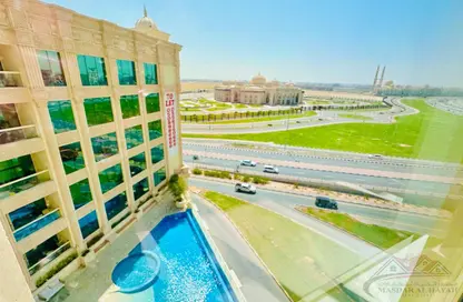 Apartment - 3 Bedrooms - 4 Bathrooms for rent in Muwaileh 3 Building - Muwaileh - Sharjah