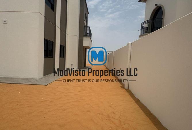 143738984 - Property Image 3